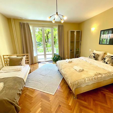 Bohemian Bright & Calm 2Br - Top Center - Private Balcony Szófia Kültér fotó