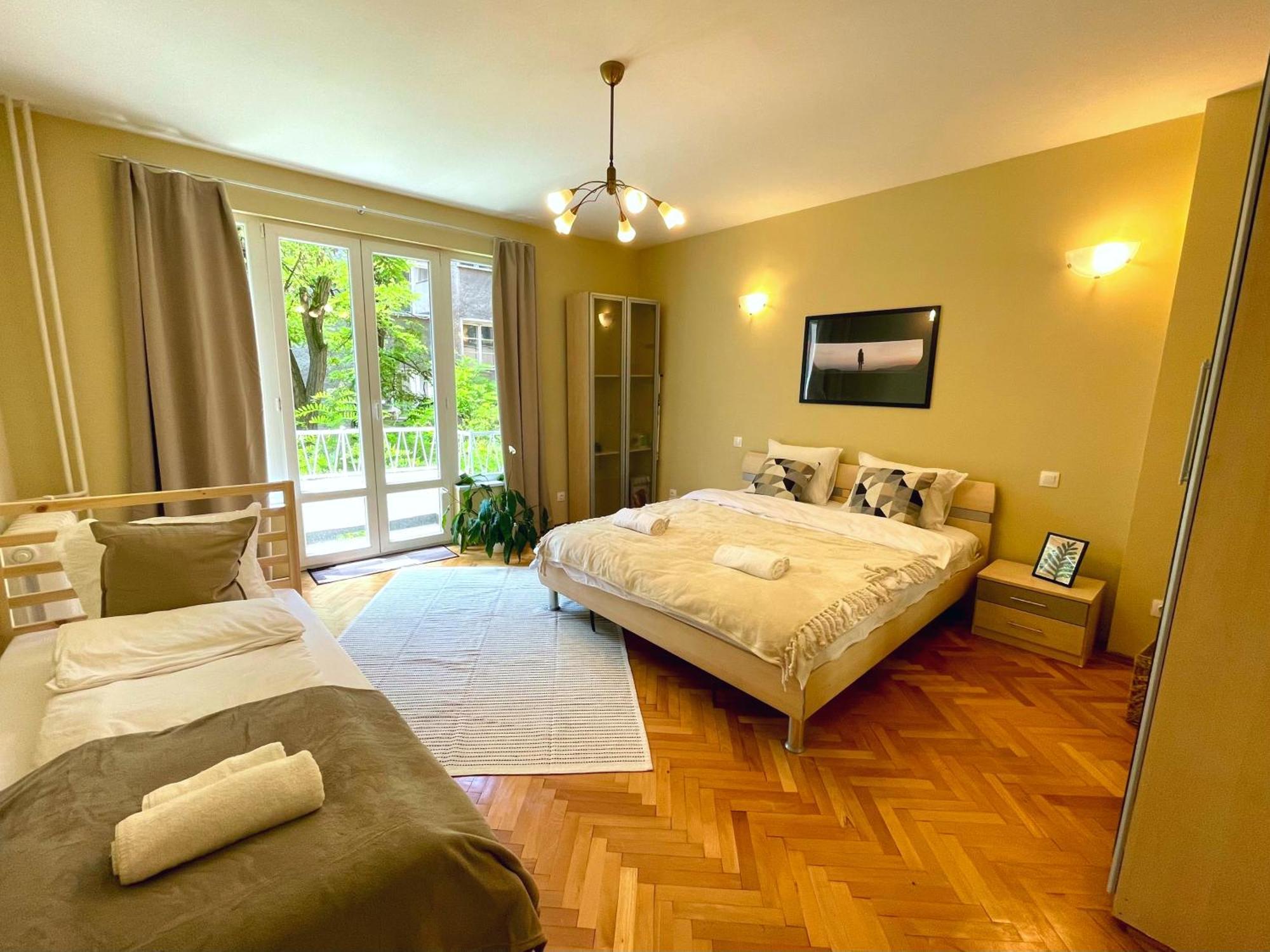 Bohemian Bright & Calm 2Br - Top Center - Private Balcony Szófia Kültér fotó